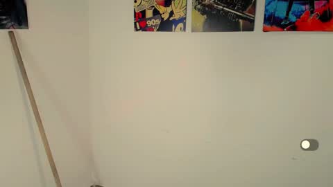 Snapshot of evelin_shy chatting on December 2024 11:23:02 AM Evelin online show from December 2024 11:23:02 AM