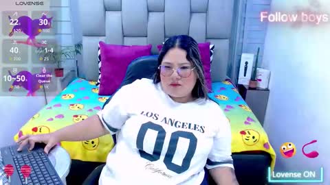 Snapshot of evelin_zaens chatting on February 2026 06:40:02 AM evelin zaens online show from February 2026 06:40:02 AM