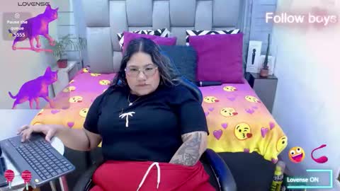 Snapshot of evelin_zaens chatting on February 2026 07:51:01 AM evelin zaens online show from February 2026 07:51:01 AM