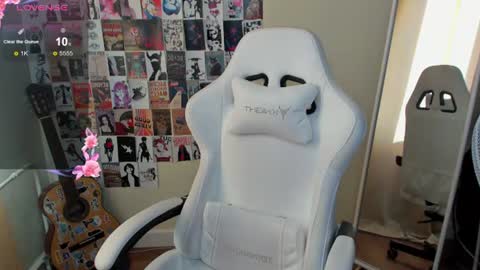 Evelina online show from June 2026 01:21:01 AM