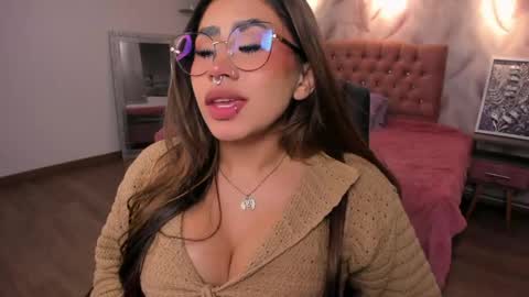 Snapshot of eveline_figeroa chatting on June 2026 01:28:02 AM Eveline online show from June 2026 01:28:02 AM