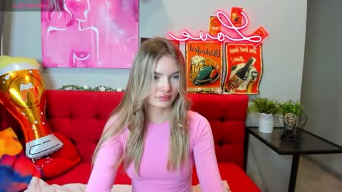 Eveline online show from October 2025 08:44:02 AM