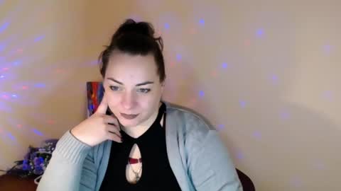 Snapshot of evelineli chatting on February 2025 02:54:02 PM Lydia online show from February 2025 02:54:02 PM