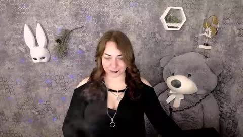 Snapshot of evelineli chatting on January 2026 01:57:02 PM Lydia online show from January 2026 01:57:02 PM