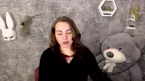 Snapshot of evelineli chatting on January 2026 09:03:02 AM Lydia online show from January 2026 09:03:02 AM