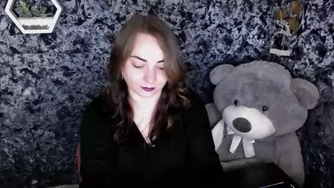 Snapshot of evelineli chatting on March 2026 09:39:02 PM Lydia online show from March 2026 09:39:02 PM