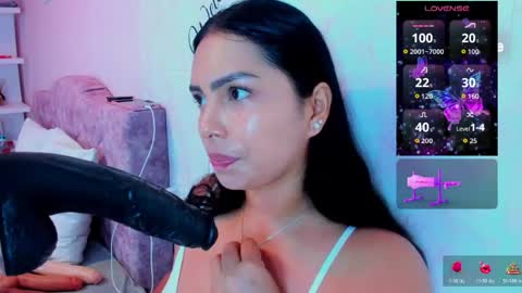Snapshot of evelinn_belen chatting on May 2026 10:11:02 AM Evelinn belen online show from May 2026 10:11:02 AM