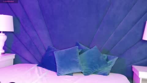 Eve online show from December 2025 05:13:01 AM