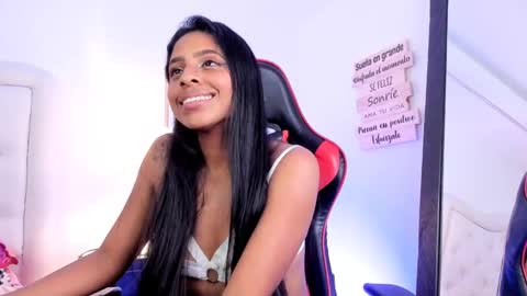 evelyn ebony online show from December 2024 07:05:01 AM