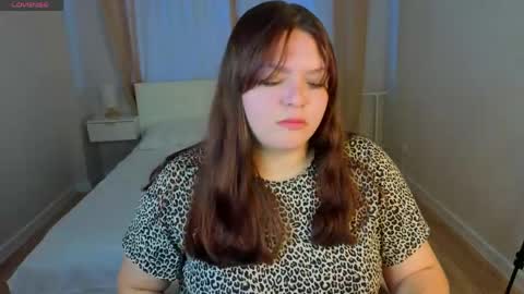 Evelyne Loo online show from May 2026 01:22:02 AM