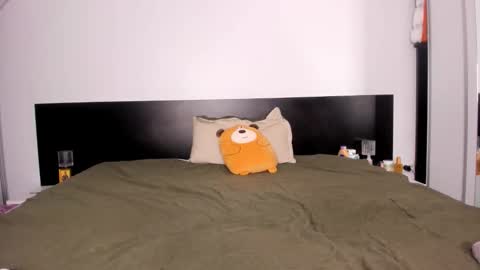 Evelyne online show from January 2026 09:08:01 PM