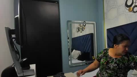 Snapshot of evelynrosi_ chatting on July 2026 11:58:02 AM evelynrosi_ online show from July 2026 11:58:02 AM