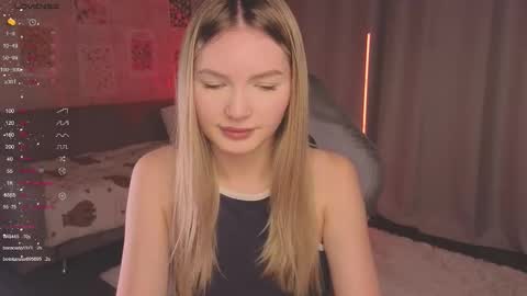Evelyn online show from October 2025 11:44:02 AM