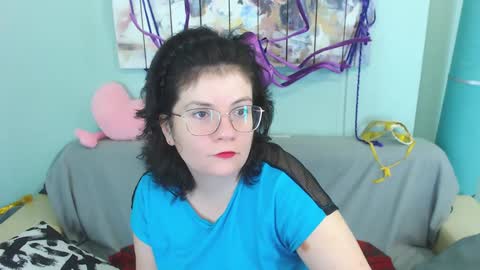 Snapshot of everly_rays chatting on December 2024 04:58:02 AM Everly online show from December 2024 04:58:02 AM
