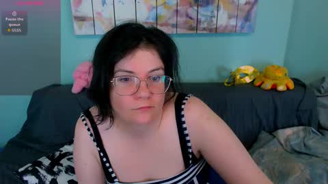 Everly online show from June 2026 04:12:02 PM