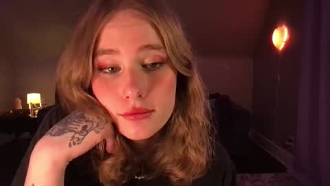 Evie3 online show from December 2024 06:21:02 AM