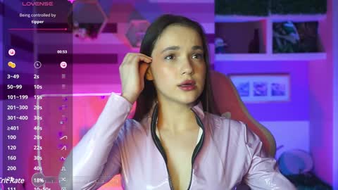 Evie online show from December 2024 07:38:02 PM
