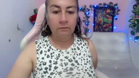 Pamela  online show from September 2025 04:40:02 PM