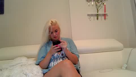 Badblondebunny online show from December 2024 12:41:01 AM