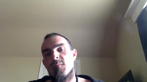 evilthesquirrell online show from April 2026 04:30:01 PM