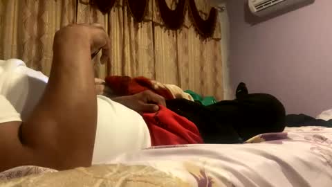 evnybaby online show from November 2025 12:43:02 AM