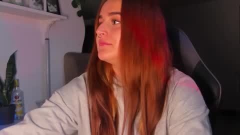 EVY online show from February 2026 11:33:01 PM