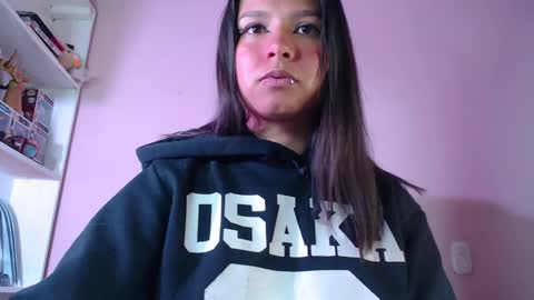 Im Evy online show from February 2025 06:56:02 PM