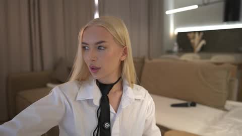 Snapshot of ewagreen chatting on February 2026 08:09:01 PM Eva m1racle online show from February 2026 08:09:01 PM