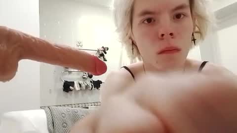 Essa online show from April 2026 04:34:01 AM