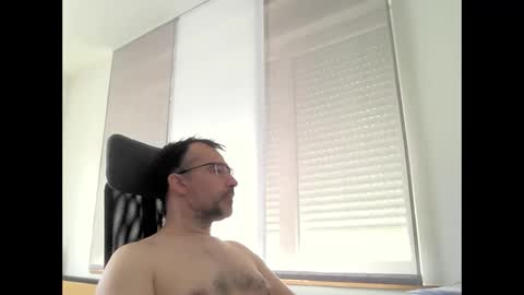 exhibit77 online show from April 2026 09:18:01 AM