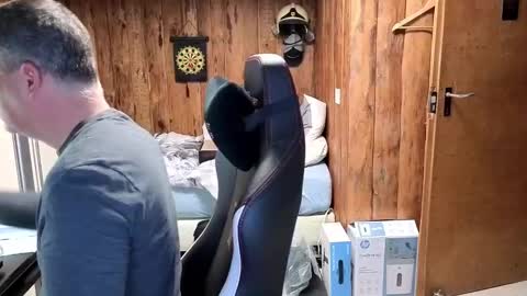 Snapshot of exibe1219 chatting on February 2025 09:58:01 AM exibe1219 online show from February 2025 09:58:01 AM