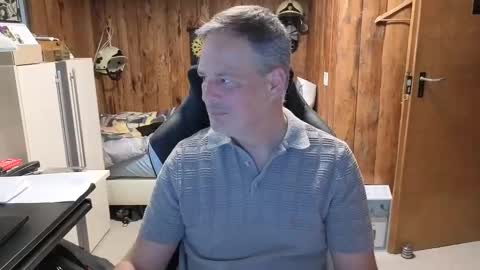 Snapshot of exibe1219 chatting on February 2025 10:48:02 AM exibe1219 online show from February 2025 10:48:02 AM