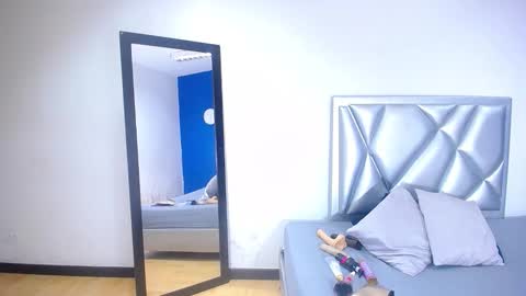 exotic_karmella online show from November 2025 09:15:01 PM