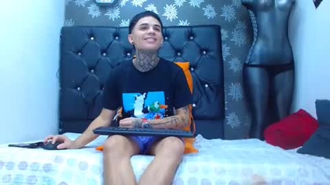 exotichot_couple online show from January 2025 03:38:02 AM