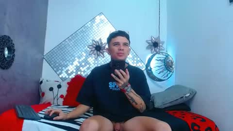 exotichot_couple online show from March 2025 01:17:02 AM