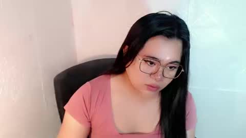 Snapshot of exoticpinayx chatting on December 2024 01:07:02 PM SHANTAL MARIE online show from December 2024 01:07:02 PM