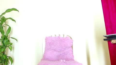 SARA online show from January 2025 04:29:01 PM