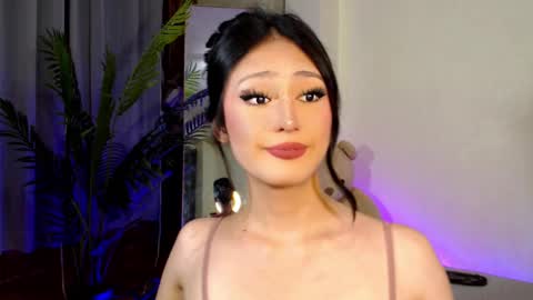 Snapshot of expensive_candyx chatting on December 2024 03:12:01 PM Candy  online show from December 2024 03:12:01 PM