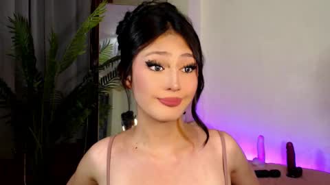 Snapshot of expensive_candyx chatting on December 2024 04:31:01 PM Candy  online show from December 2024 04:31:01 PM