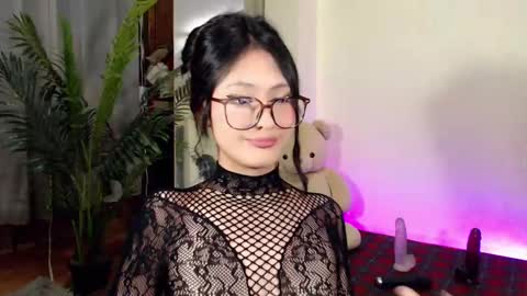 Snapshot of expensive_candyx chatting on January 2025 05:51:02 PM Candy  online show from January 2025 05:51:02 PM