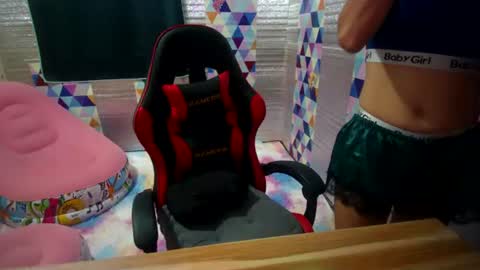 expensive_ruby online show from May 2026 10:44:01 AM