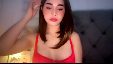 chloee online show from May 2026 06:56:02 PM
