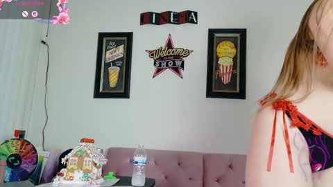 Snapshot of explicitshaybaby chatting on December 2025 09:19:02 PM explicitshaybaby online show from December 2025 09:19:02 PM