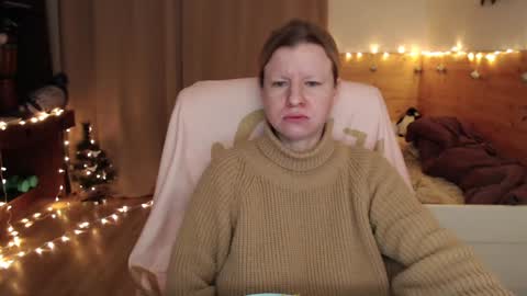 Snapshot of exponentex5 chatting on January 2025 05:02:02 AM Crystal online show from January 2025 05:02:02 AM