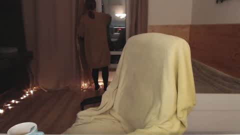 Snapshot of exponentex5 chatting on February 2025 06:09:02 PM Crystal online show from February 2025 06:09:02 PM