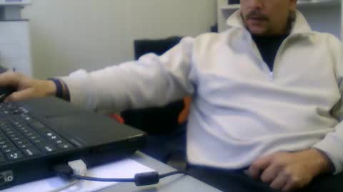 derssing online show from February 2026 06:57:02 AM