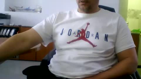 derssing online show from March 2026 10:16:01 AM