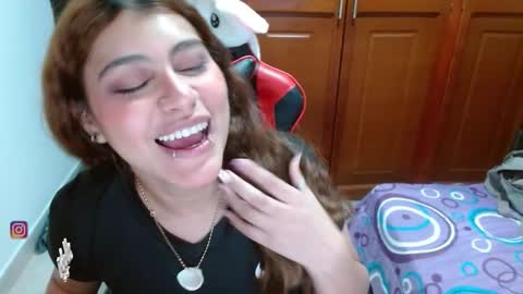 Nadia online show from November 2025 09:47:01 PM