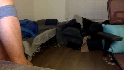 Snapshot of ezjorider33 chatting on December 2025 08:10:01 AM ezjorider33 online show from December 2025 08:10:01 AM