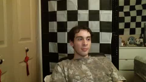 Snapshot of ezra_naamah chatting on February 2025 12:57:01 AM Ezra Naamah online show from February 2025 12:57:01 AM